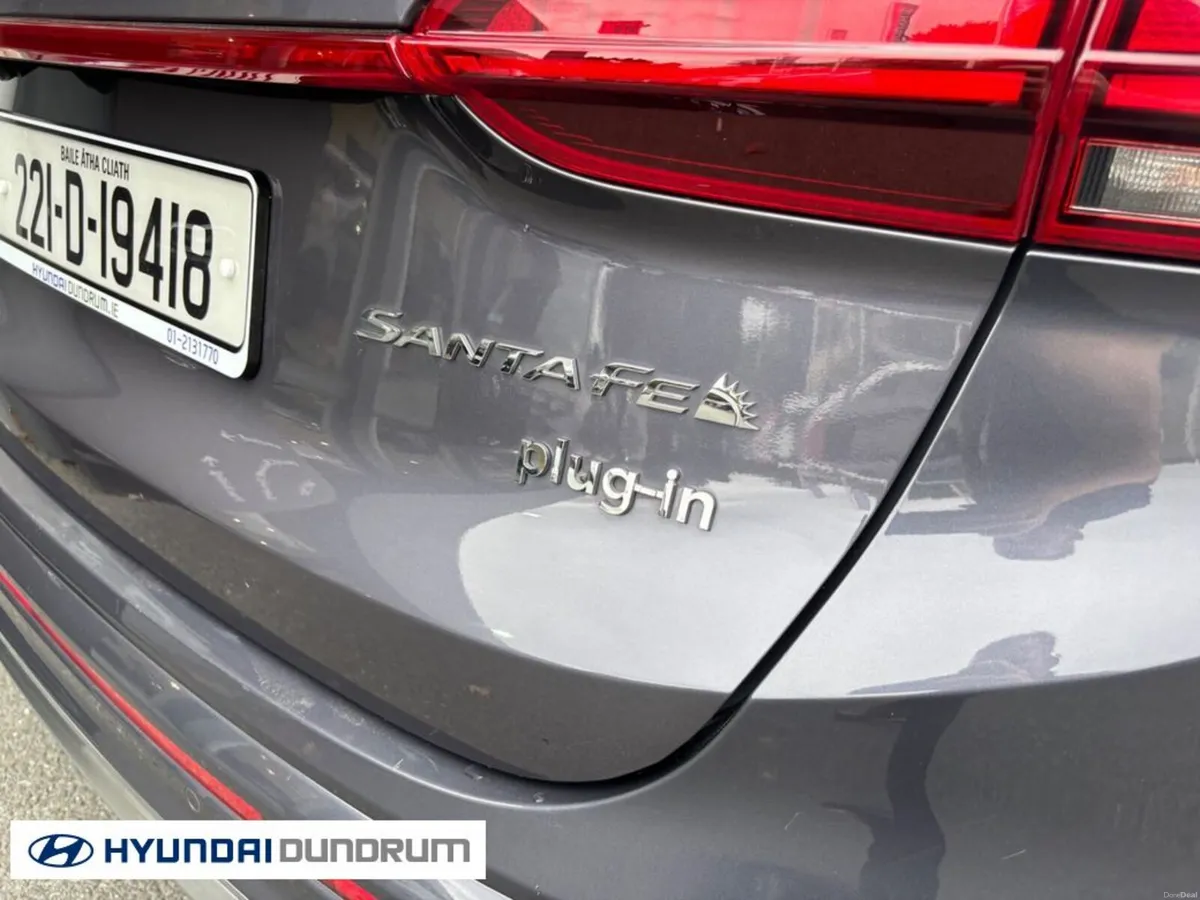 Hyundai Santa Fe Phev 7 Seater - Image 5