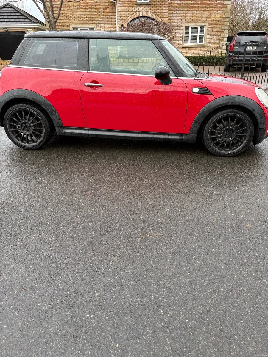 07 Mini Cooper - Image 2
