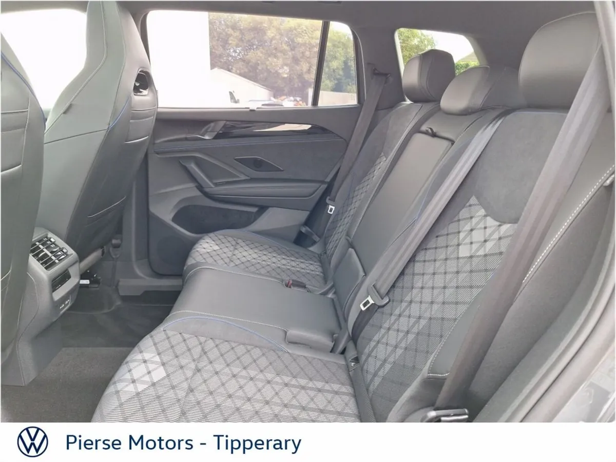 Volkswagen Tayron 1.5 TSI 204PS R-Line 75 PHEV DSG - Image 6