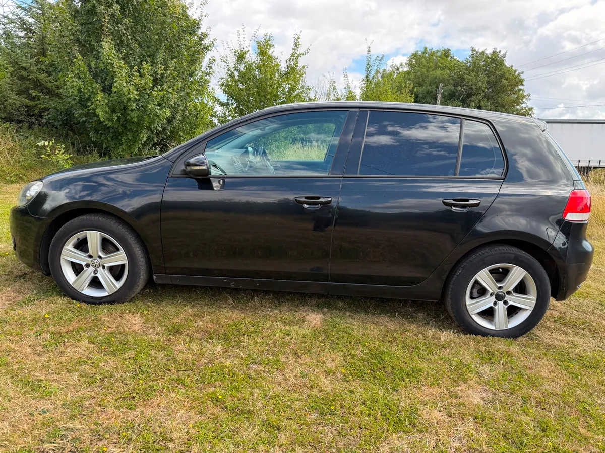 Volkswagen Golf 2011 Manual Transmission - Image 4