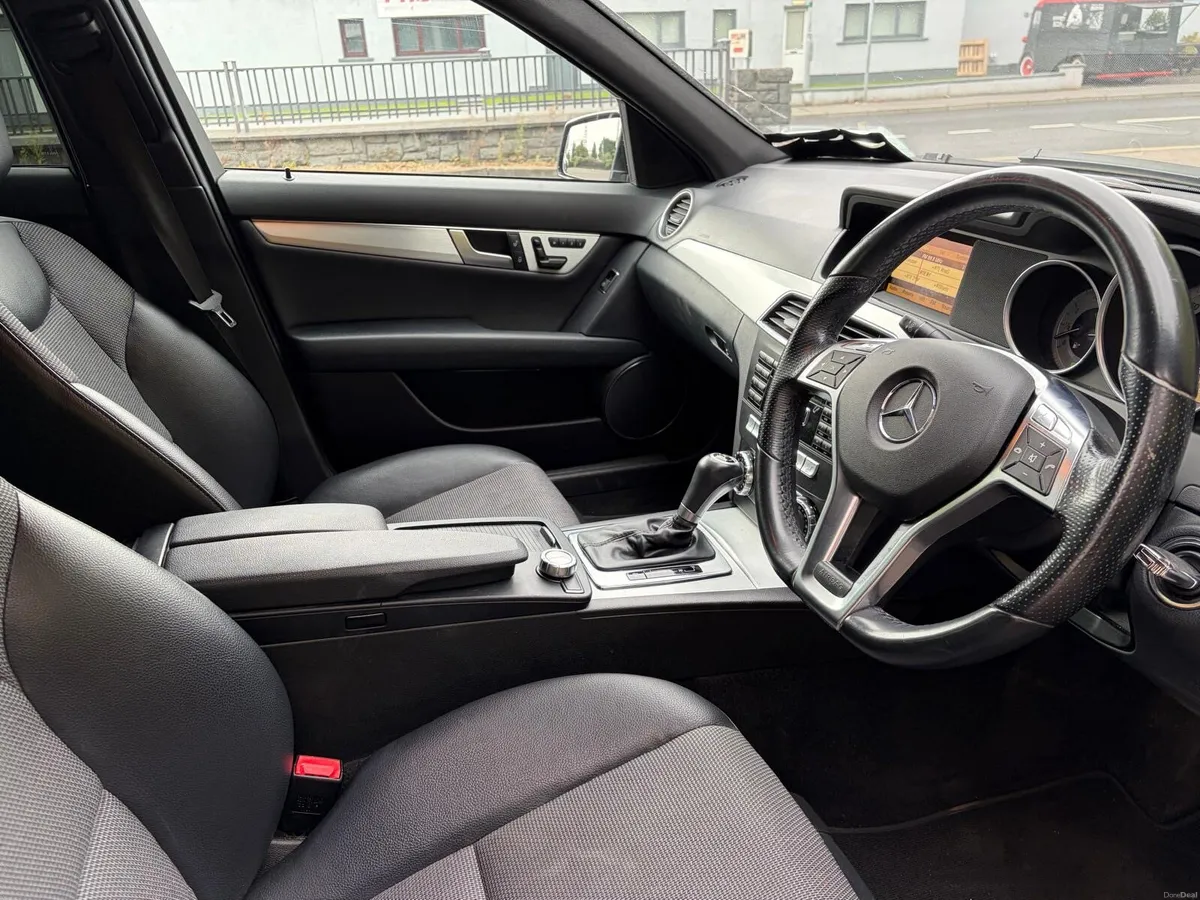12 Mercedes C180 AMG Sport auto NCT/Tax 2027 - Image 6