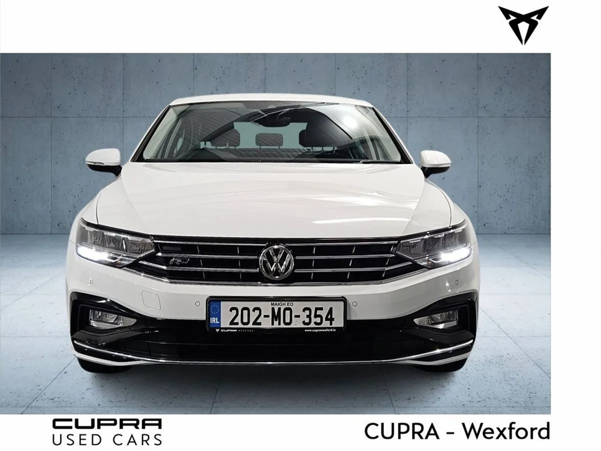 Volkswagen Passat 1.5 TSI 150HP R-Line - Image 2