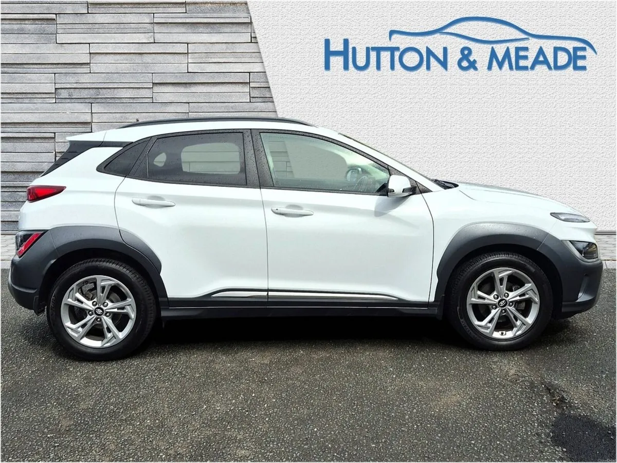 Hyundai KONA Executive Plus 1.0 Petrol 5dr - Image 6