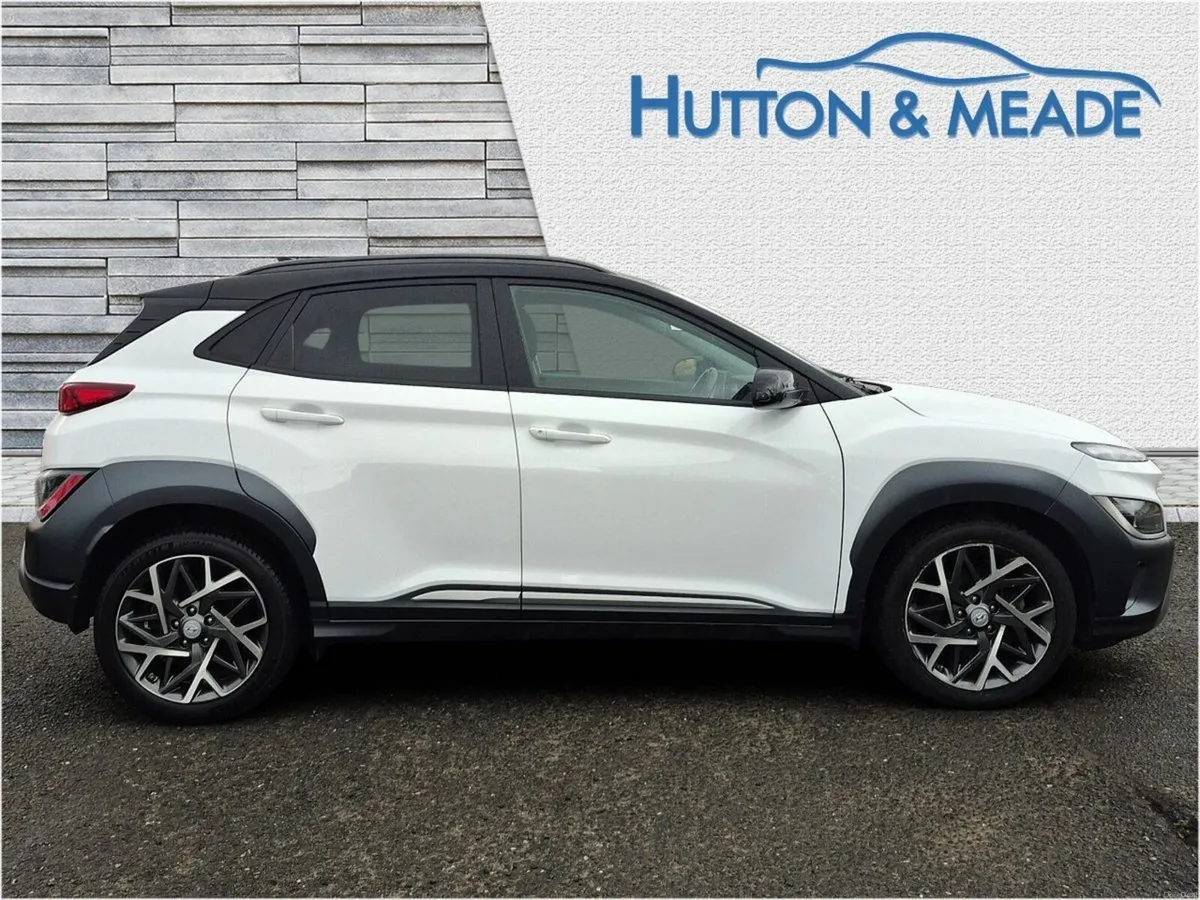 Hyundai KONA Executive 2T HEV 1.6 Petrol 5dr - Image 6
