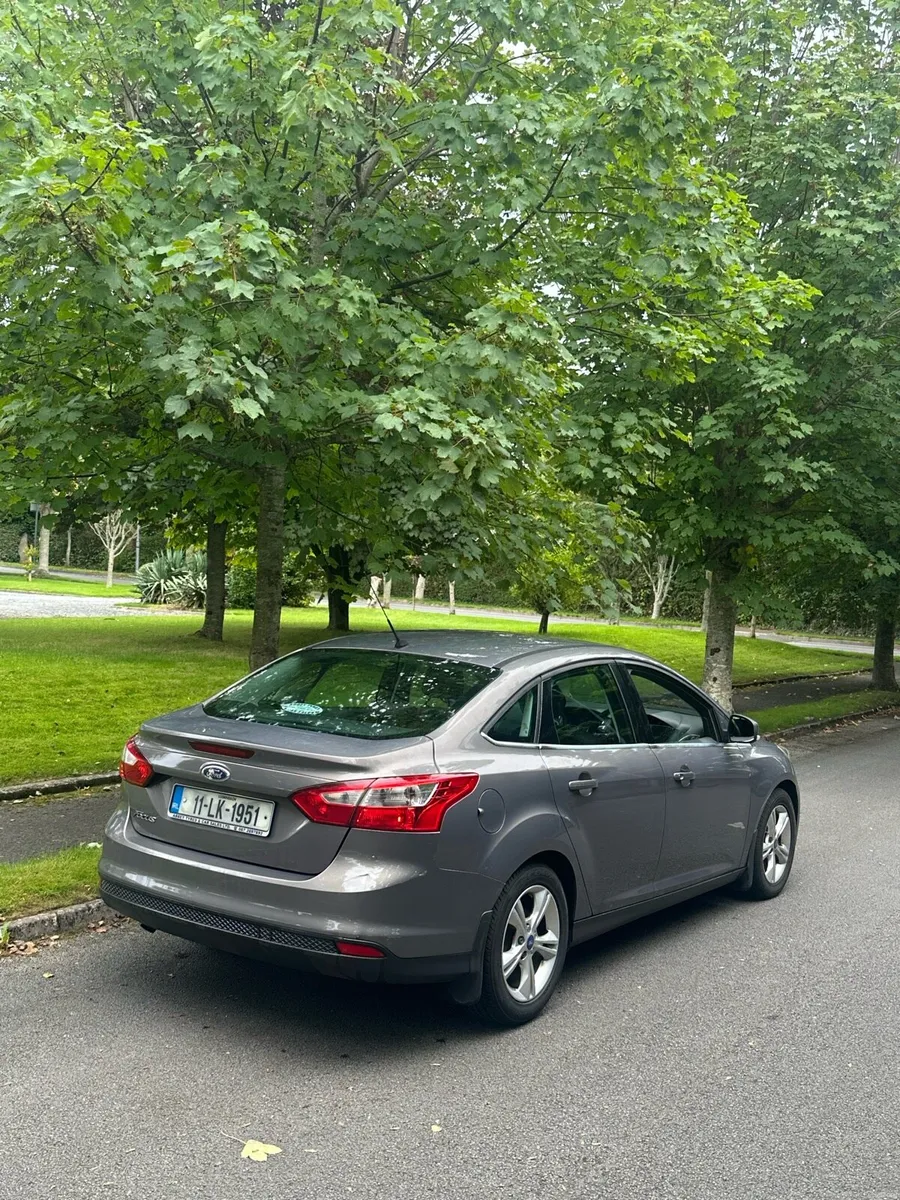 2011 Ford focus saloon New NCT - Image 4