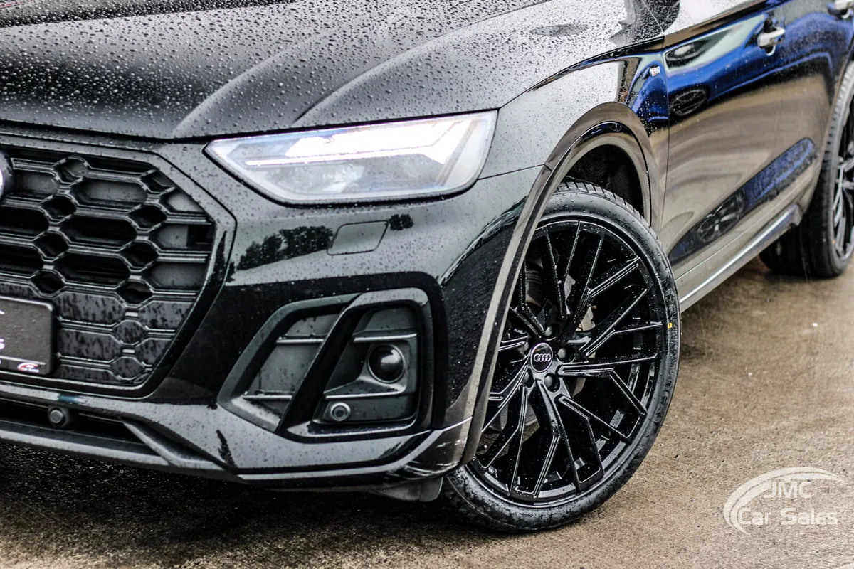 2021 AUDI Q5 S LINE 35TDI BLACK EDITION - Image 2