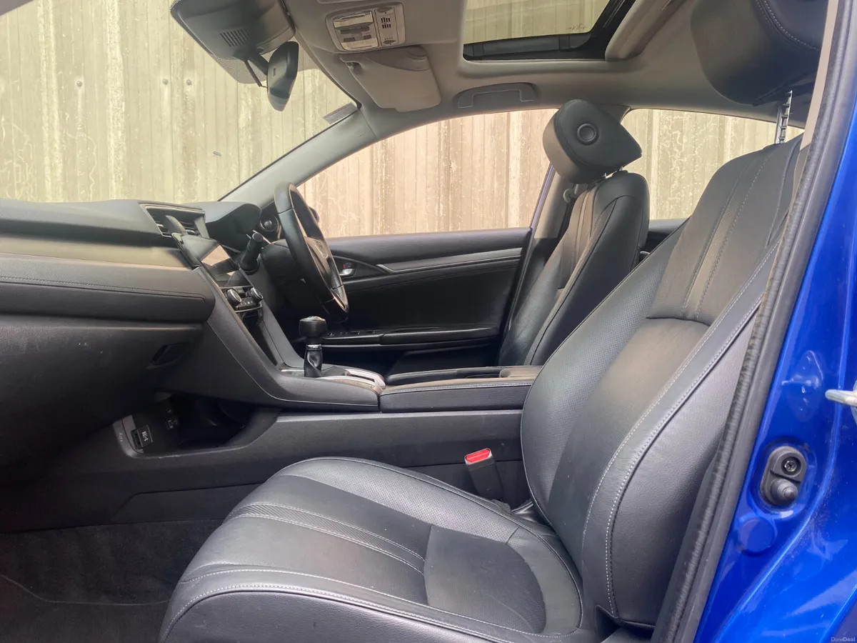 Honda Civic 2019///DIESEL //PREMIUM//FINANCE // - Image 4