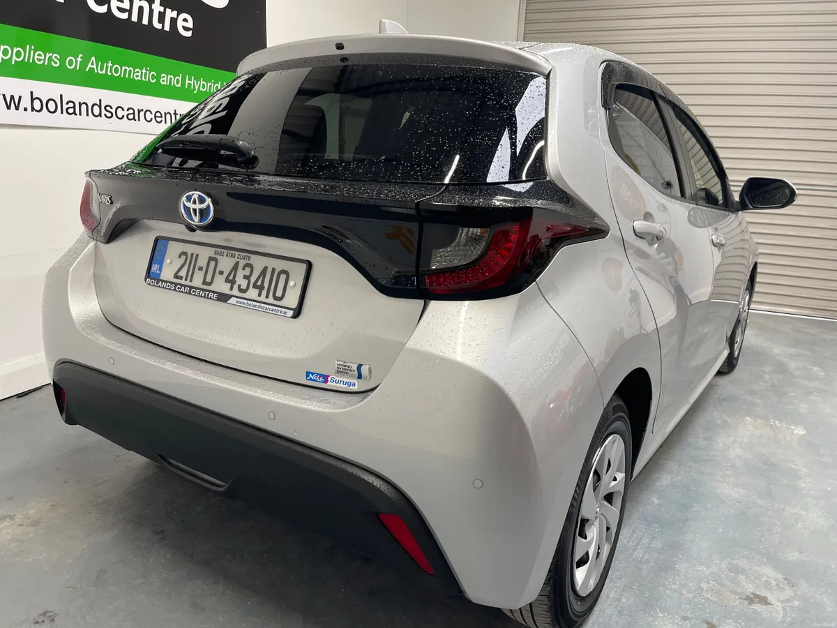 2021 Toyota Yaris Hybrid 1.5 Automatic 5dr Model - Image 6