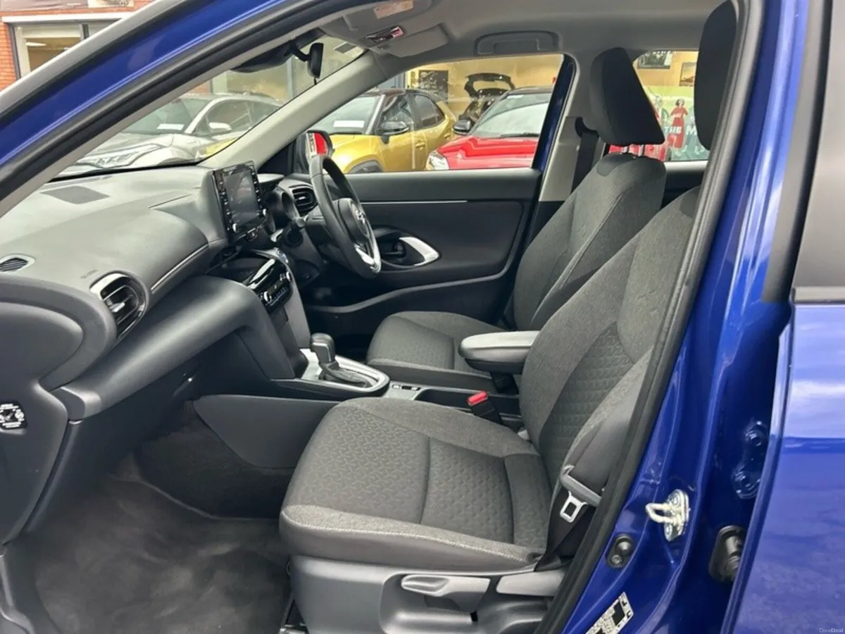 Toyota Yaris Cross LUNA - Image 6