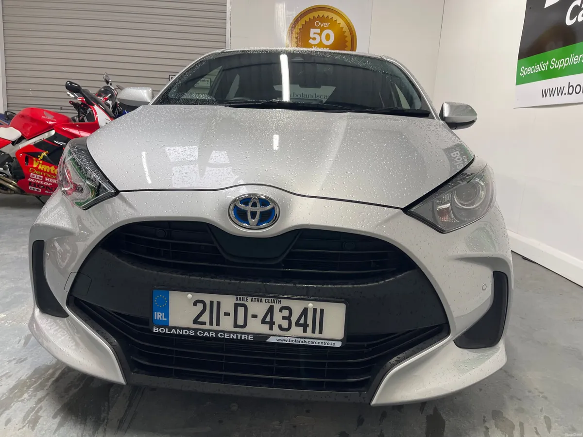 2021 Toyota Yaris Hybrid 1.5 Automatic 5dr Model - Image 4