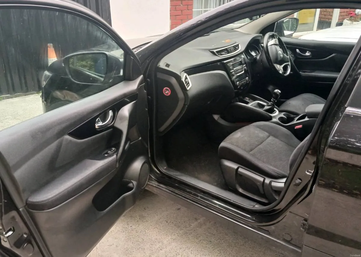 Nissan qashqai pure drive - Image 6