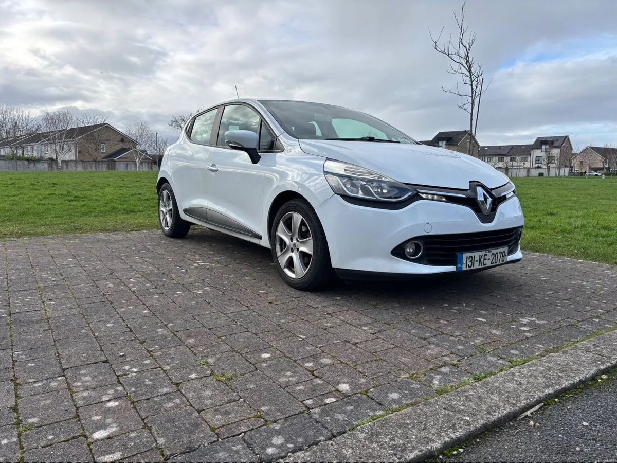Renault Clio 2013 - Image 1
