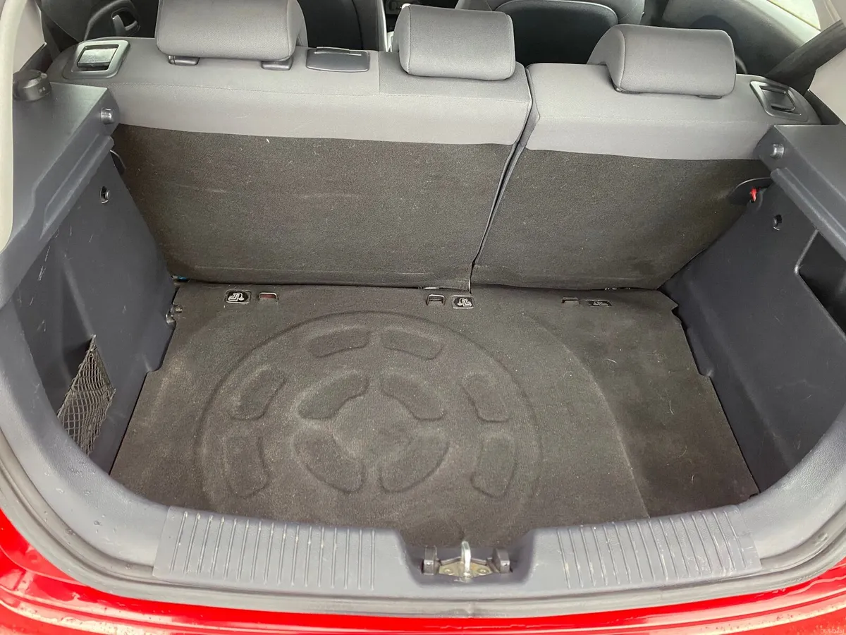 Kia Rio 132 nct full service history low kms - Image 4