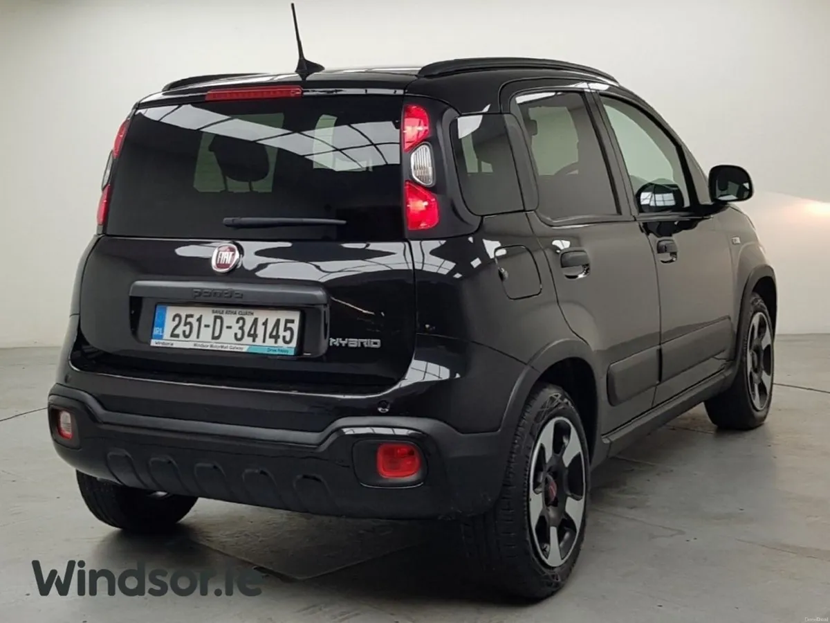 Fiat Panda Panda Cross 1.0 70 HP 5 Seat - Image 2
