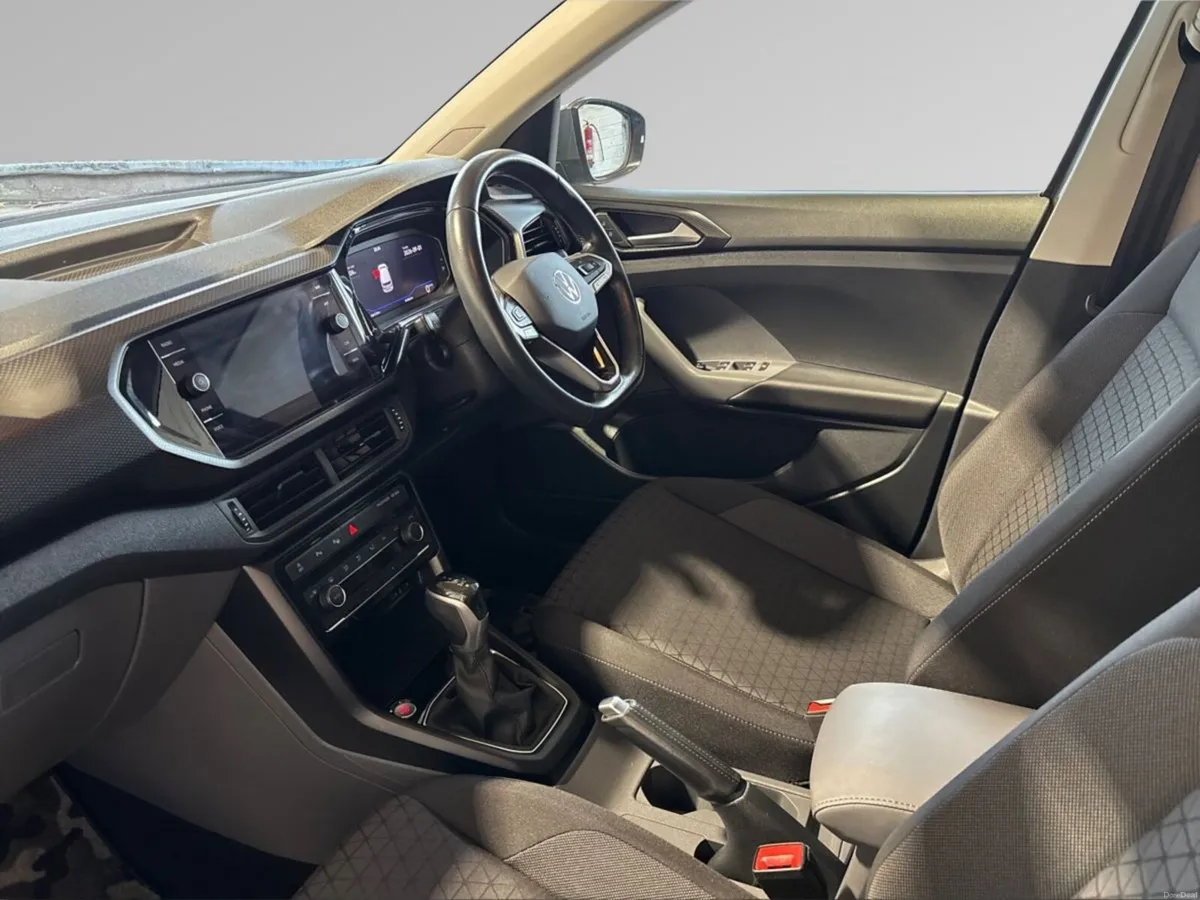 Volkswagen T-Cross Automatic - Image 4