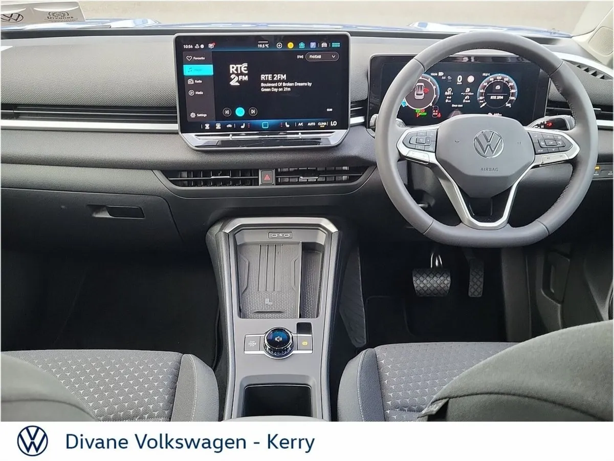 Volkswagen T-Roc LIFE 1.5TSI 116HP MHEV - Image 2
