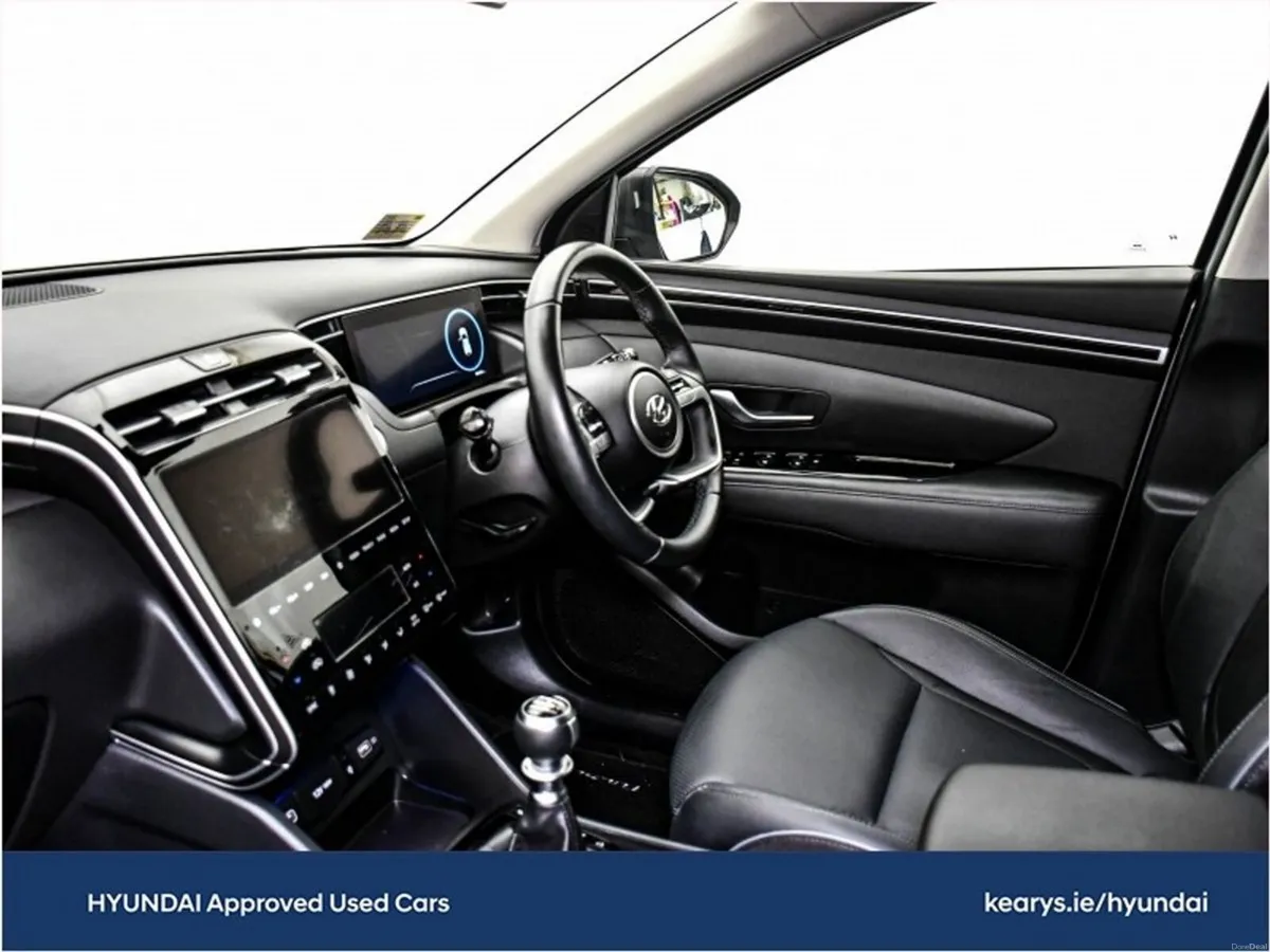 Hyundai Tucson 2WD Executive Plus - Image 5