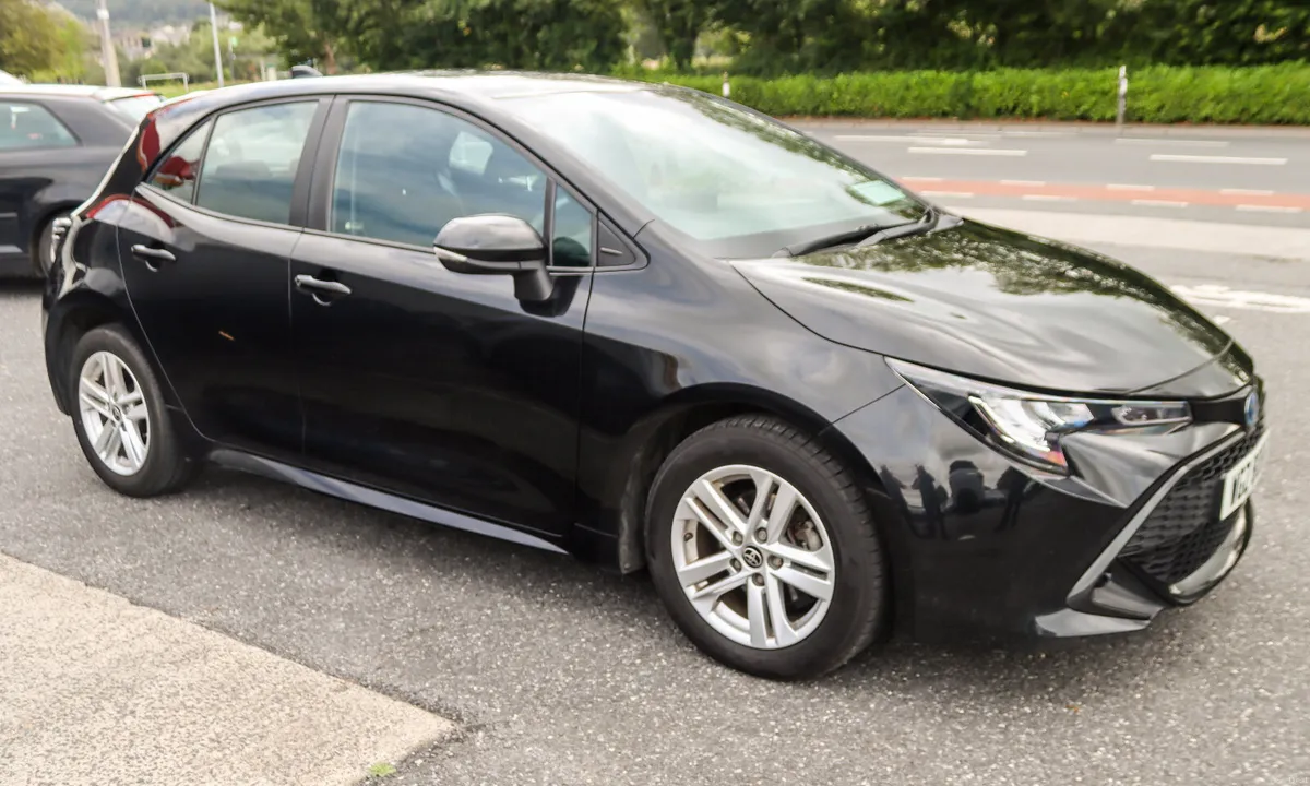 2022 Toyota Corolla Icon  1.8 Hybrid Hatchback - Image 6