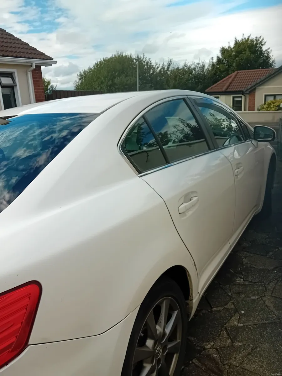 Toyota Avensis 2013 - Image 3