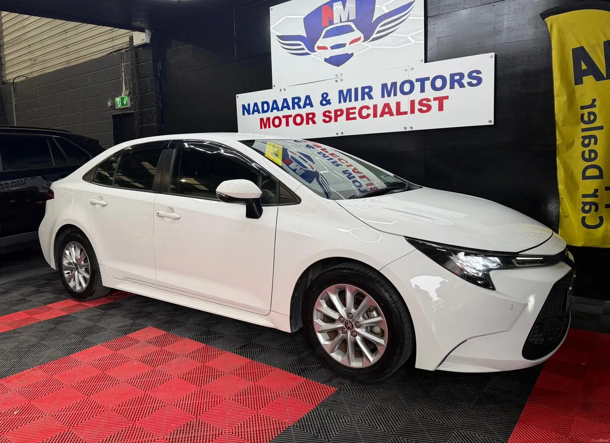 Toyota Corolla 2021 Hybrid 1.8 Auto SALOON 2 KEYS - Image 5