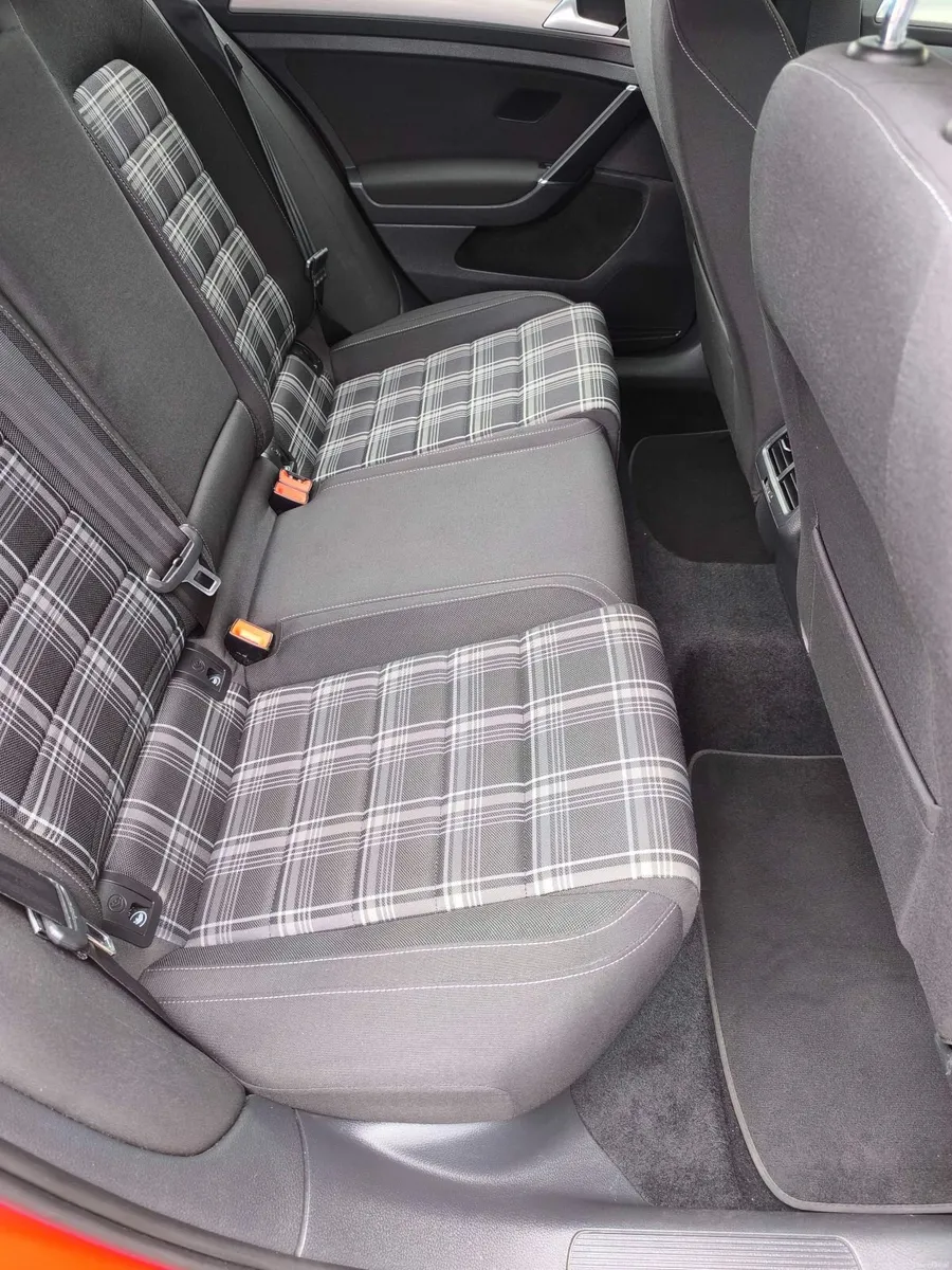Spotless VW Golf 1.2 TSI Auto (GTI Pack) - Image 6