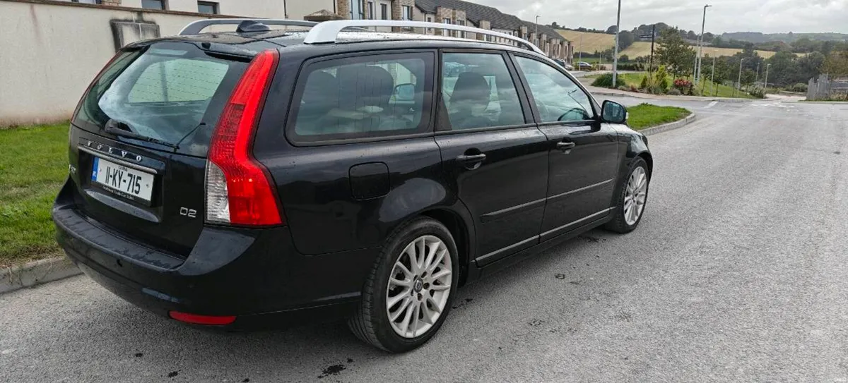 Volvo v50 fresh nct - Image 2