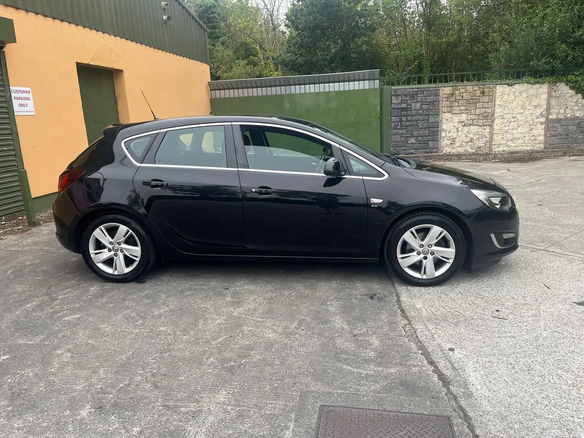 2015 Vauxhall Astra SRI 1.6D NCT&TAX only 178k kms - Image 4