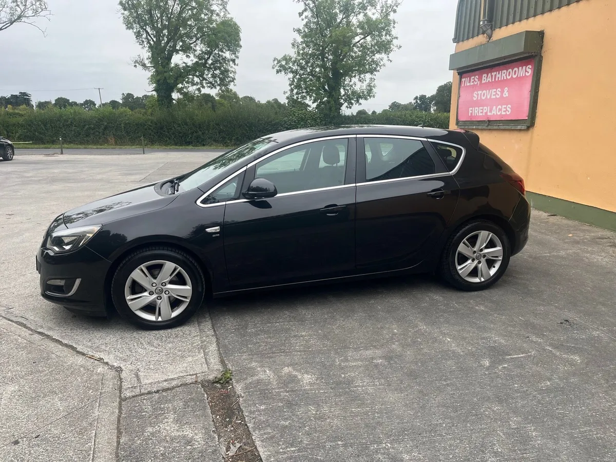 2015 Vauxhall Astra SRI 1.6D NCT&TAX only 178k kms - Image 5