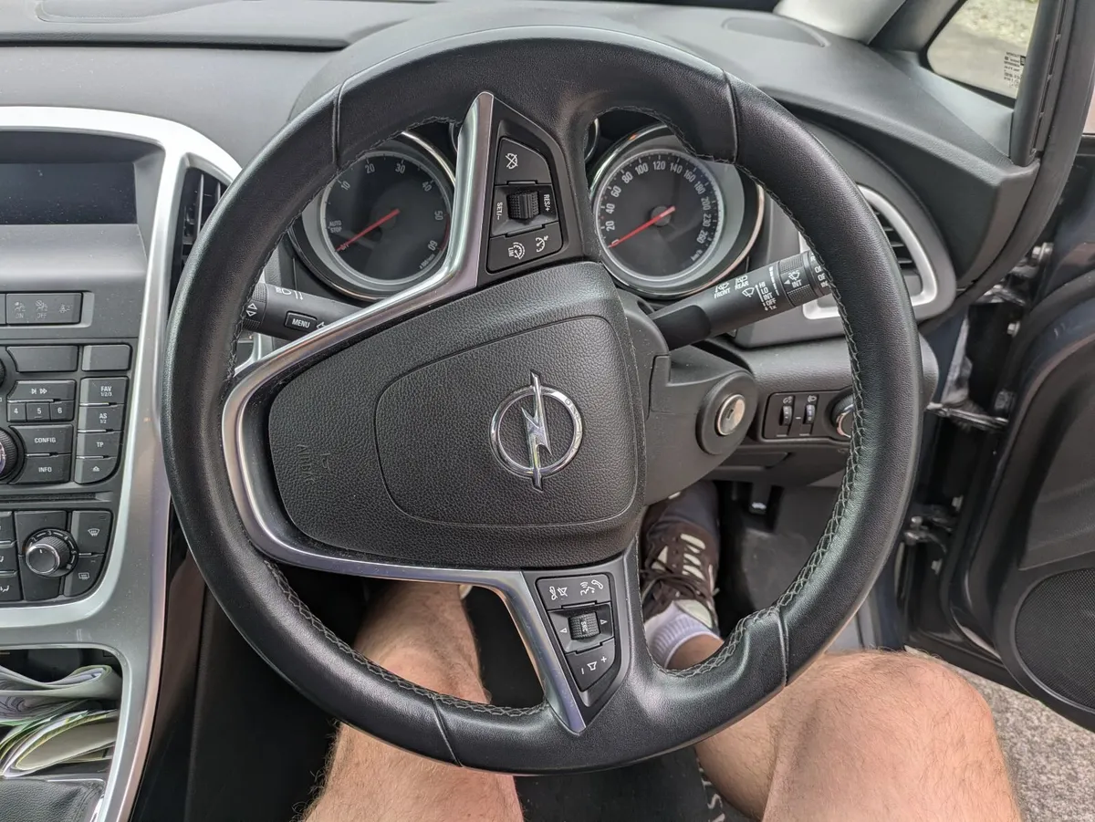 Opel Astra 2015 1.6 Diesel - Image 5