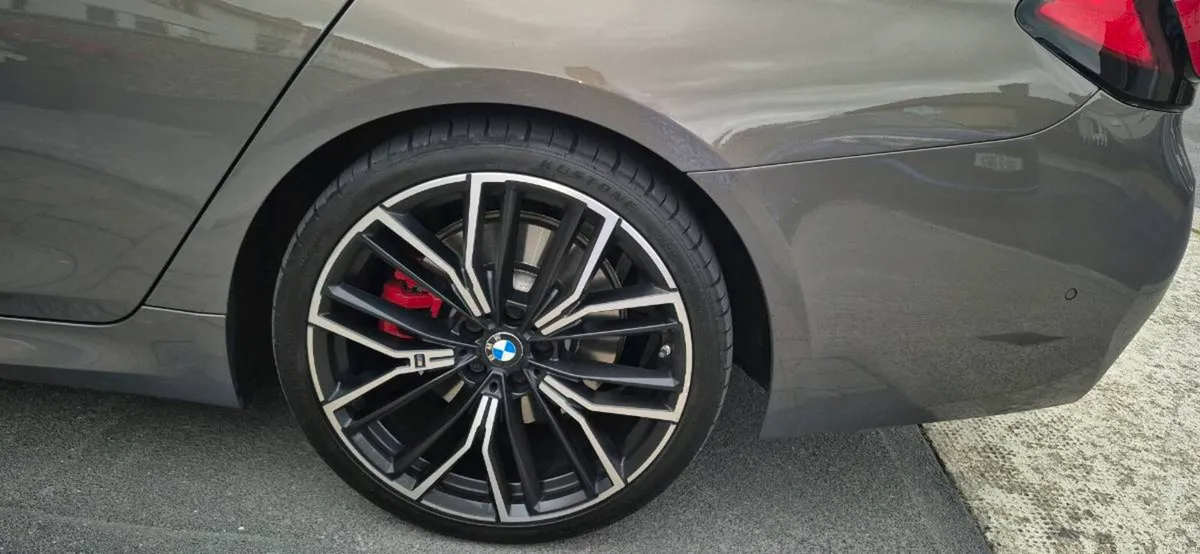 BMW 5-Series 2023 - Image 3
