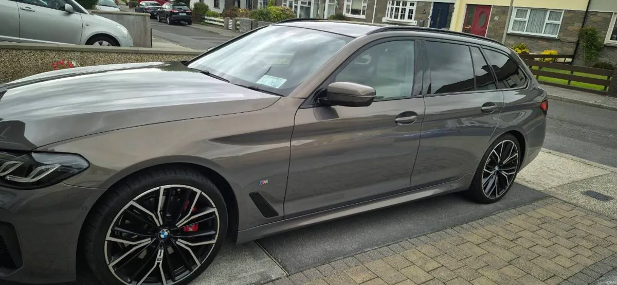 BMW 5-Series 2023 - Image 5