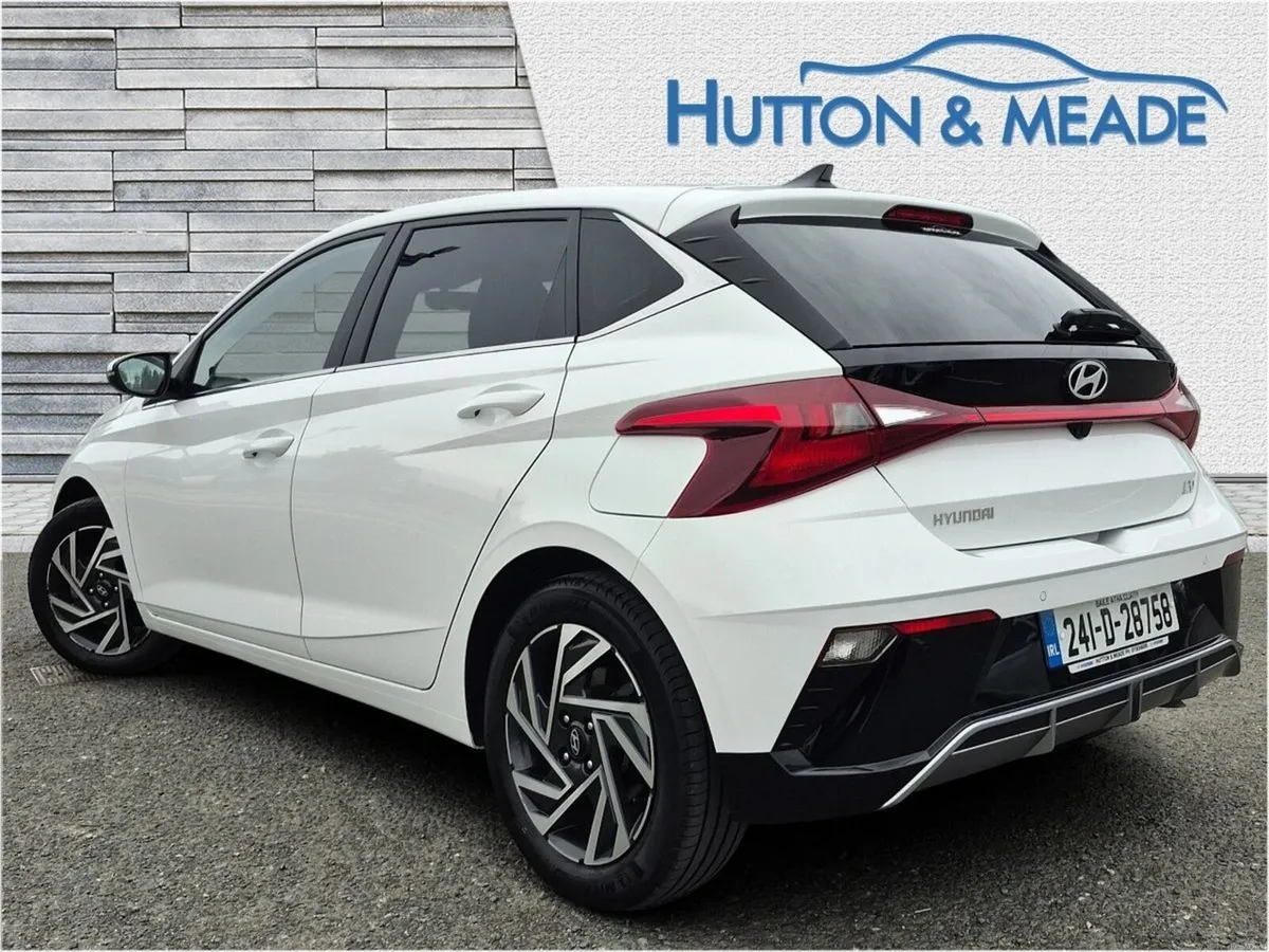Hyundai i20 Delux Plus Auto 1.0 Petrol 5dr - Image 2
