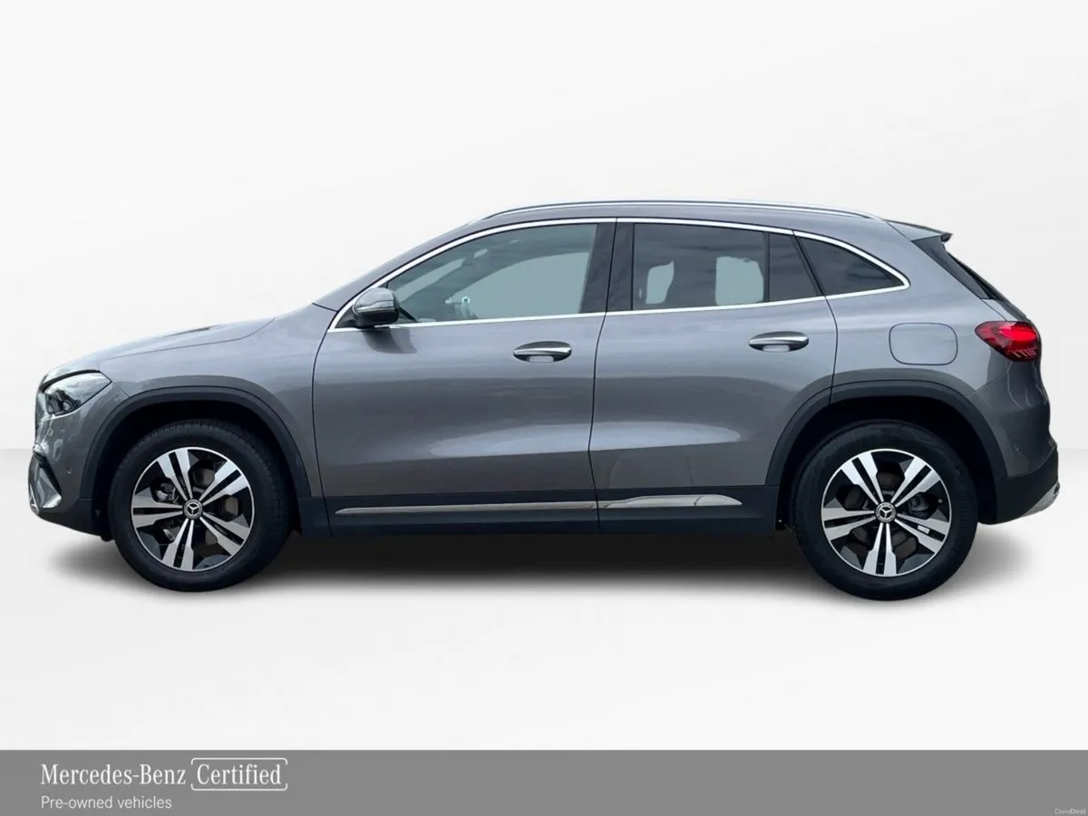 Mercedes-Benz GLA 180D Progressive Plus Compact SU - Image 6