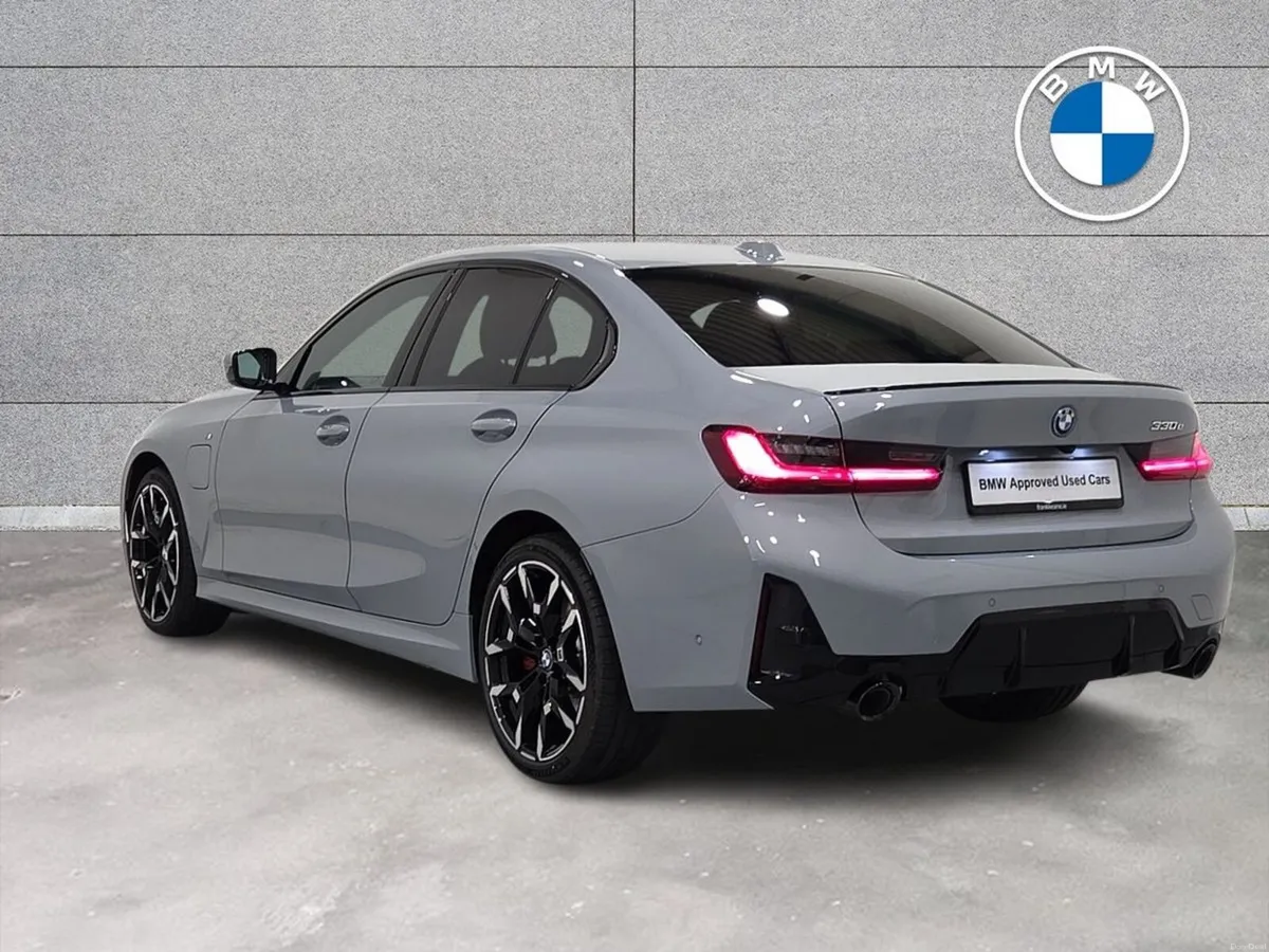 BMW 3-Series 330e M Sport Pro - Image 2
