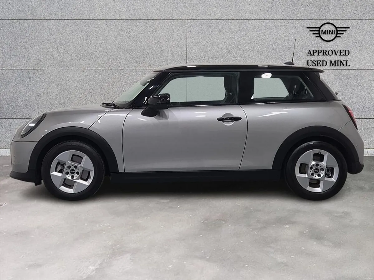 Mini Cooper Cooper C 3 Door - Image 3