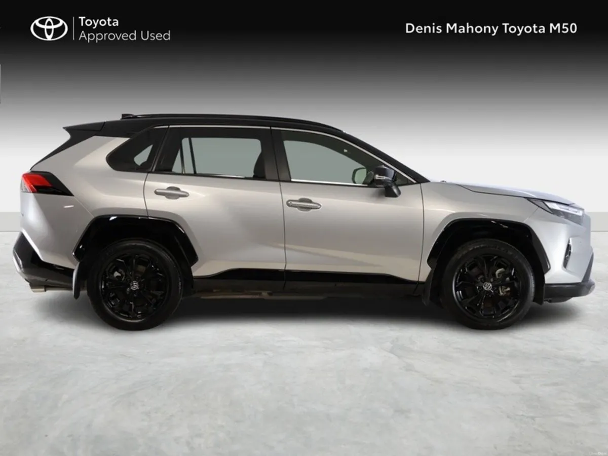 Toyota RAV4 Sport Hybrid - Image 3