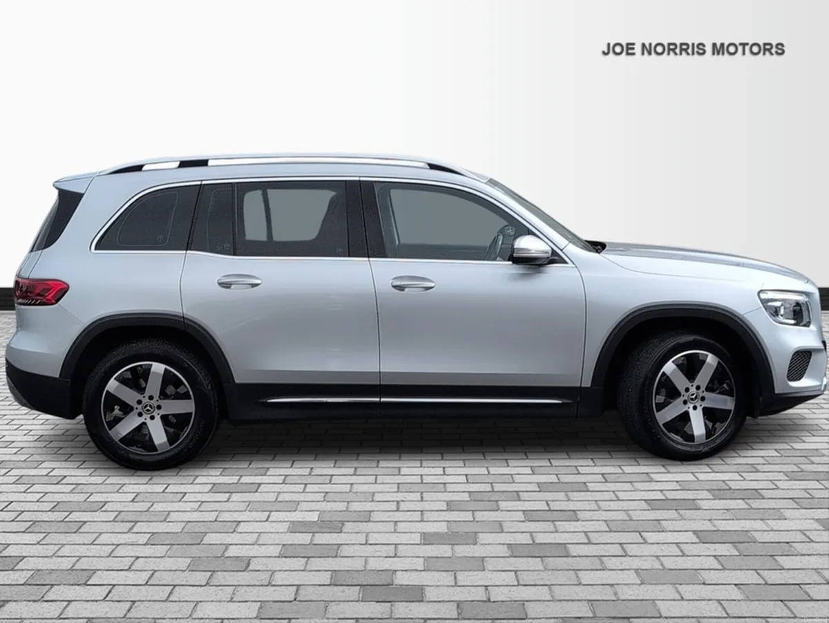 Mercedes-Benz GLB 2.0D AUTO 7 Seater 5DR - Image 4