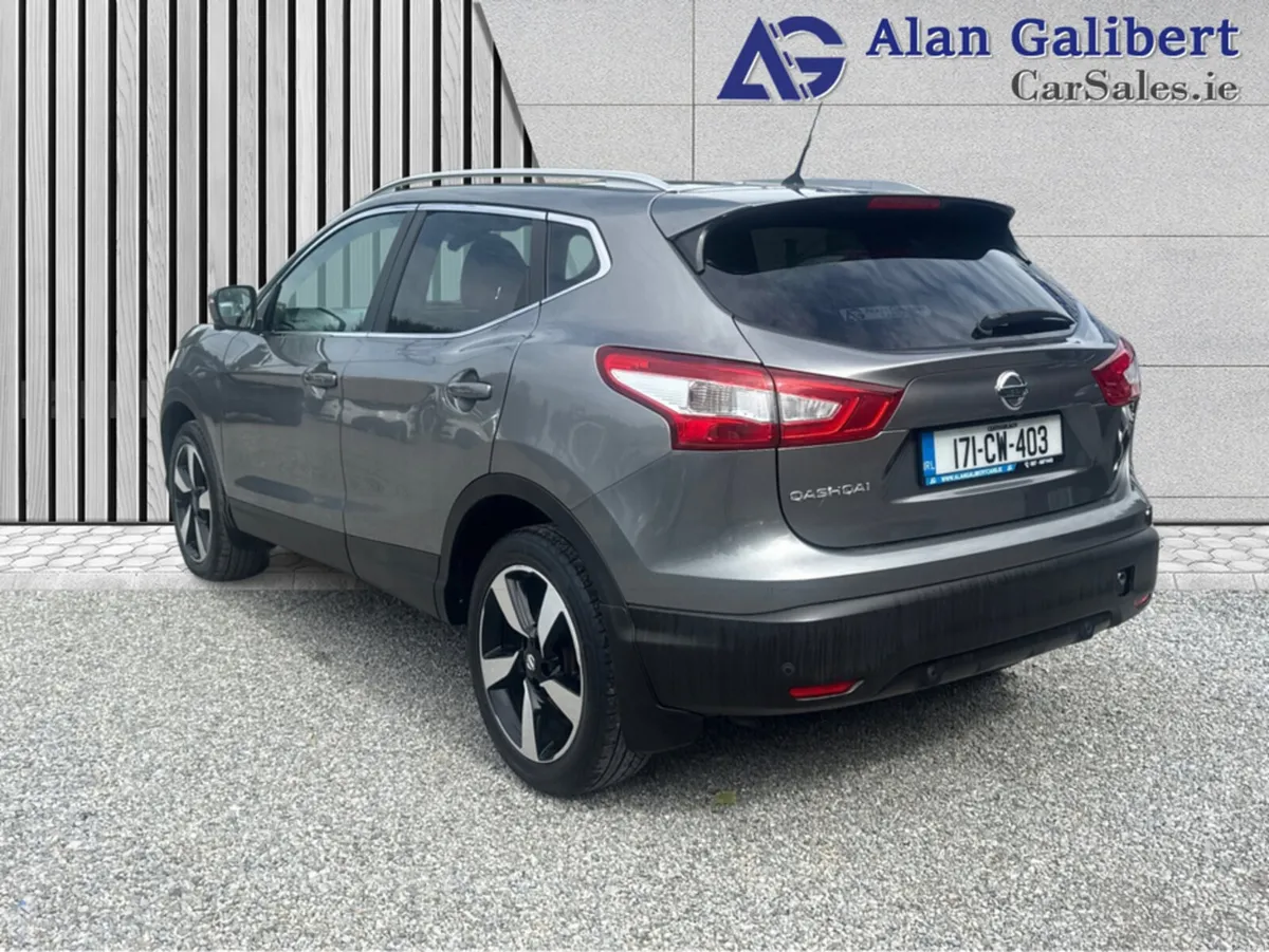 Nissan Qashqai 1.6 DIESEL SV PREMIUM AUTO FULL LEA - Image 2