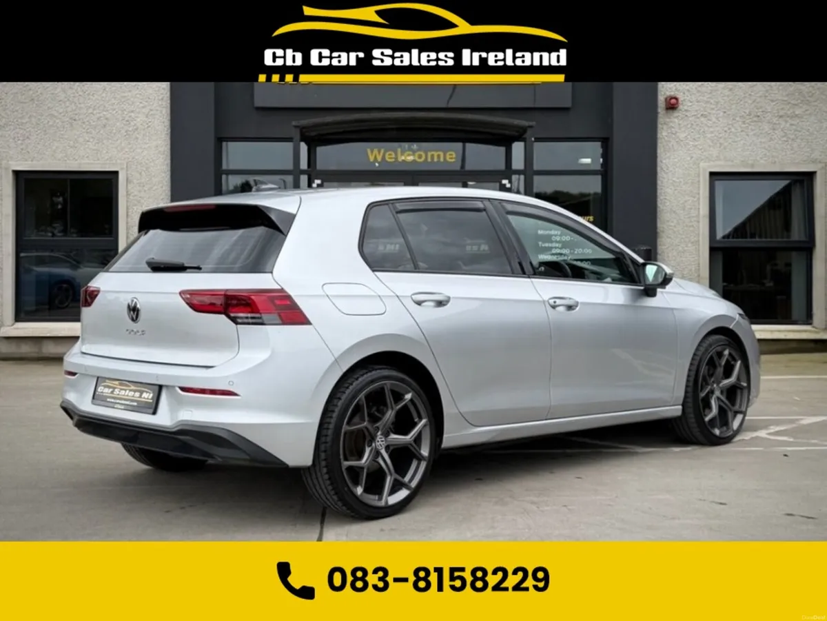 Volkswagen Golf LIFE TDI S-A DSG - Image 3