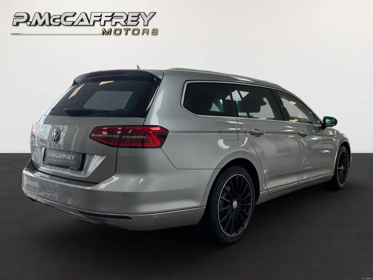 2018 VOLKSWAGEN PASSAT 2.0 TDI HIGHLINE DSG AUTO - Image 5