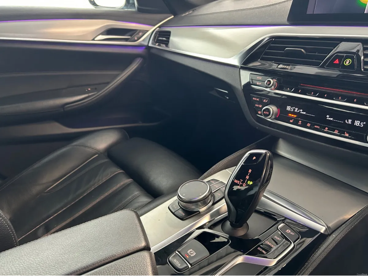 BMW 5-Series M SPORT 4DR AUTO - Image 3