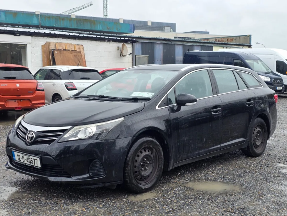 Toyota Avensis 2.0 D-4D T2 5DR OVERMOUNT - Image 3