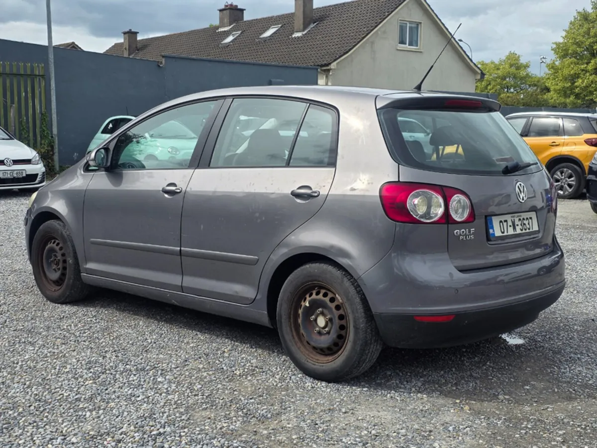 Volkswagen Golf Plus 1.4 80 BHP 5DR 80BHP - Image 5
