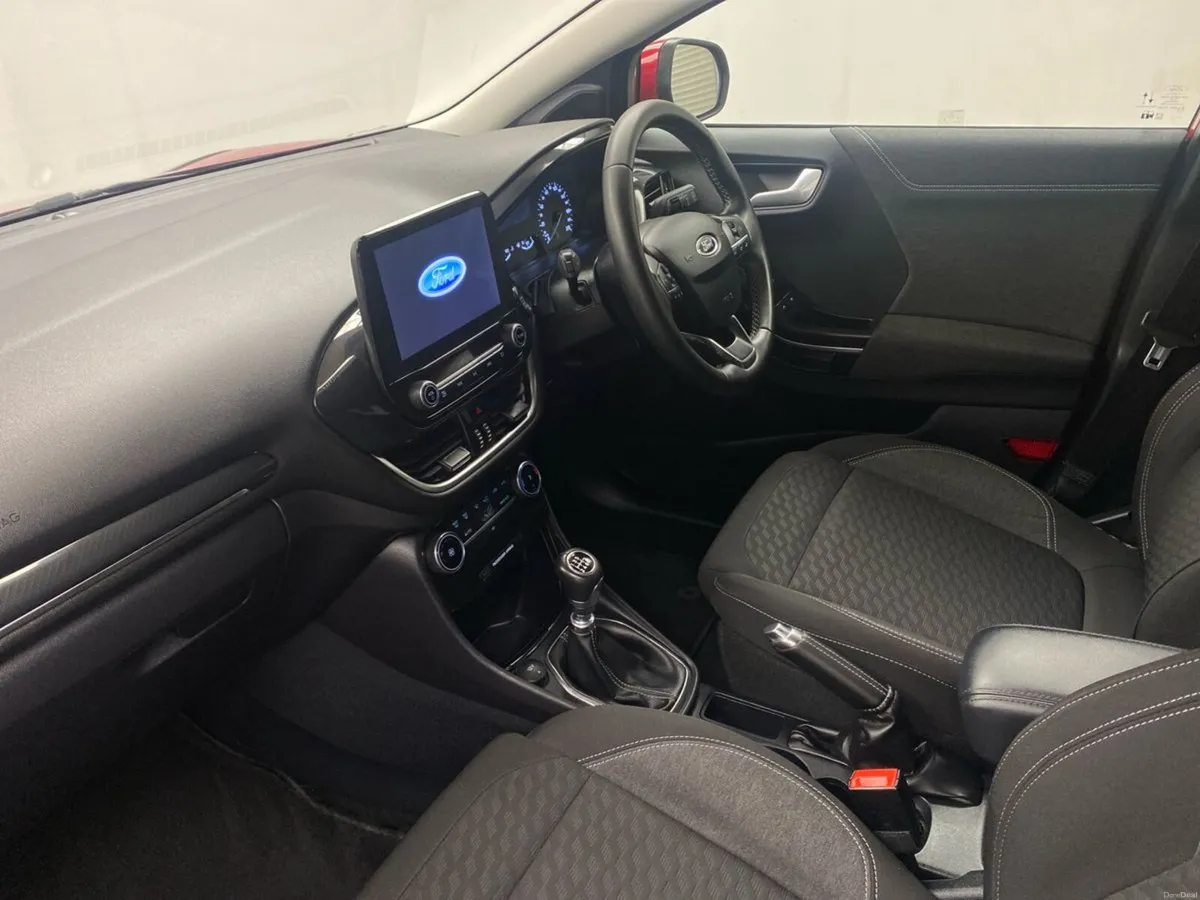 Ford Puma 1.0L EcoBoost Hybrid 125PS Titanium - Image 2