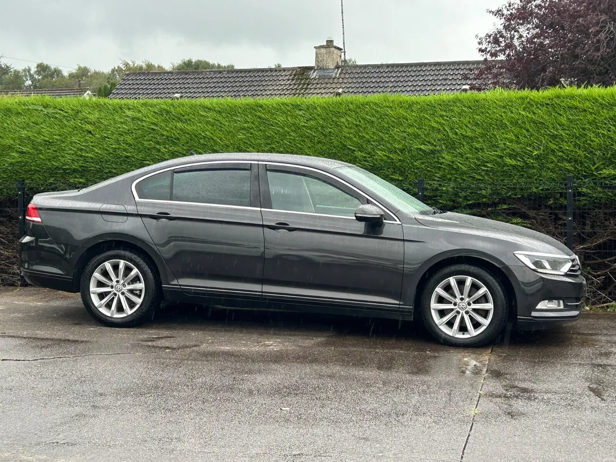 18 Vw Passat 2.0 TDI Business Edit. €13950 inc Vrt - Image 3