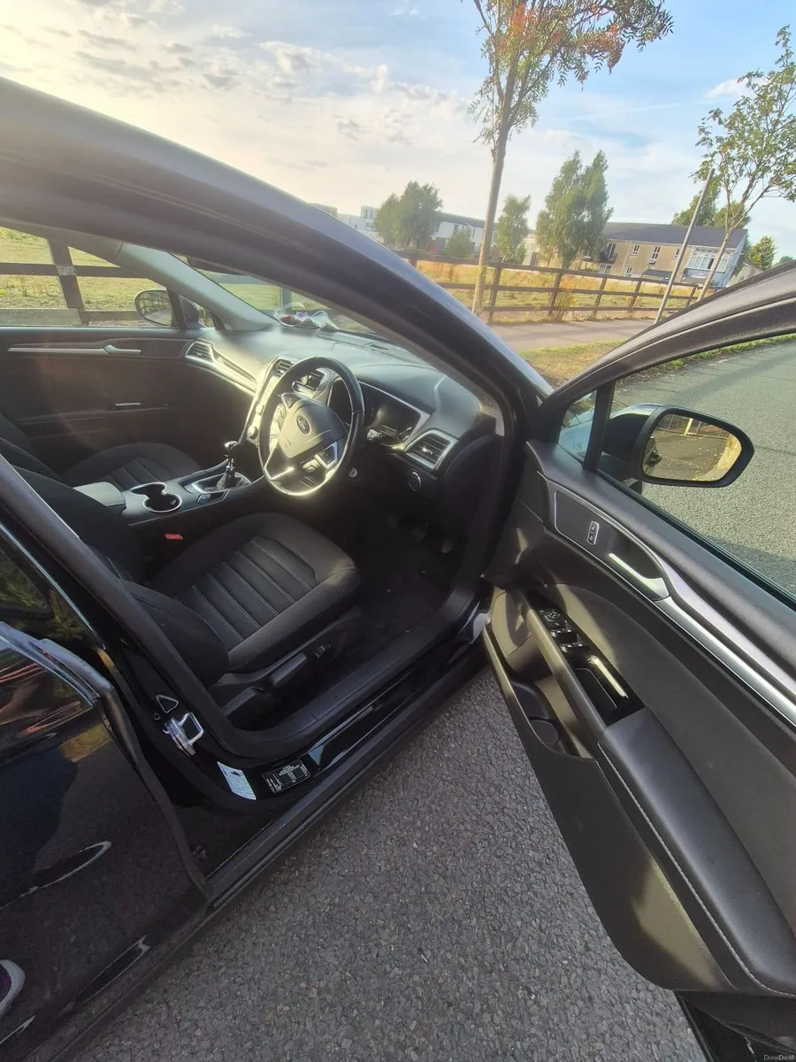 Ford Mondeo 2019 - Image 4