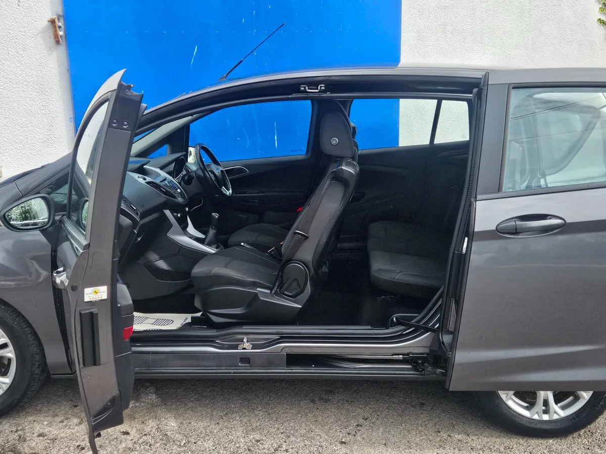 Ford B-Max 2017 - Image 2