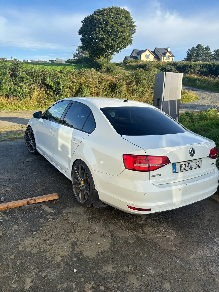 Volkswagen Jetta - Image 3