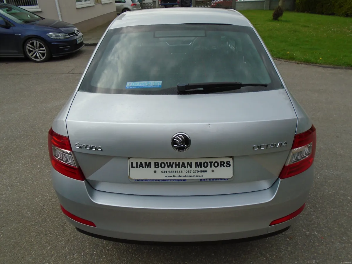 Skoda Octavia 2017,1.6-Diesel,Fogs,Aircon,Alloys - Image 5
