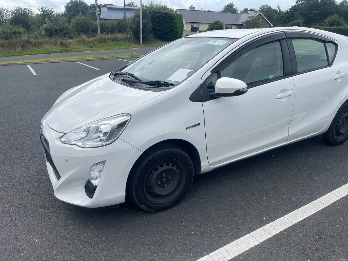 Toyota Aqua - Image 3